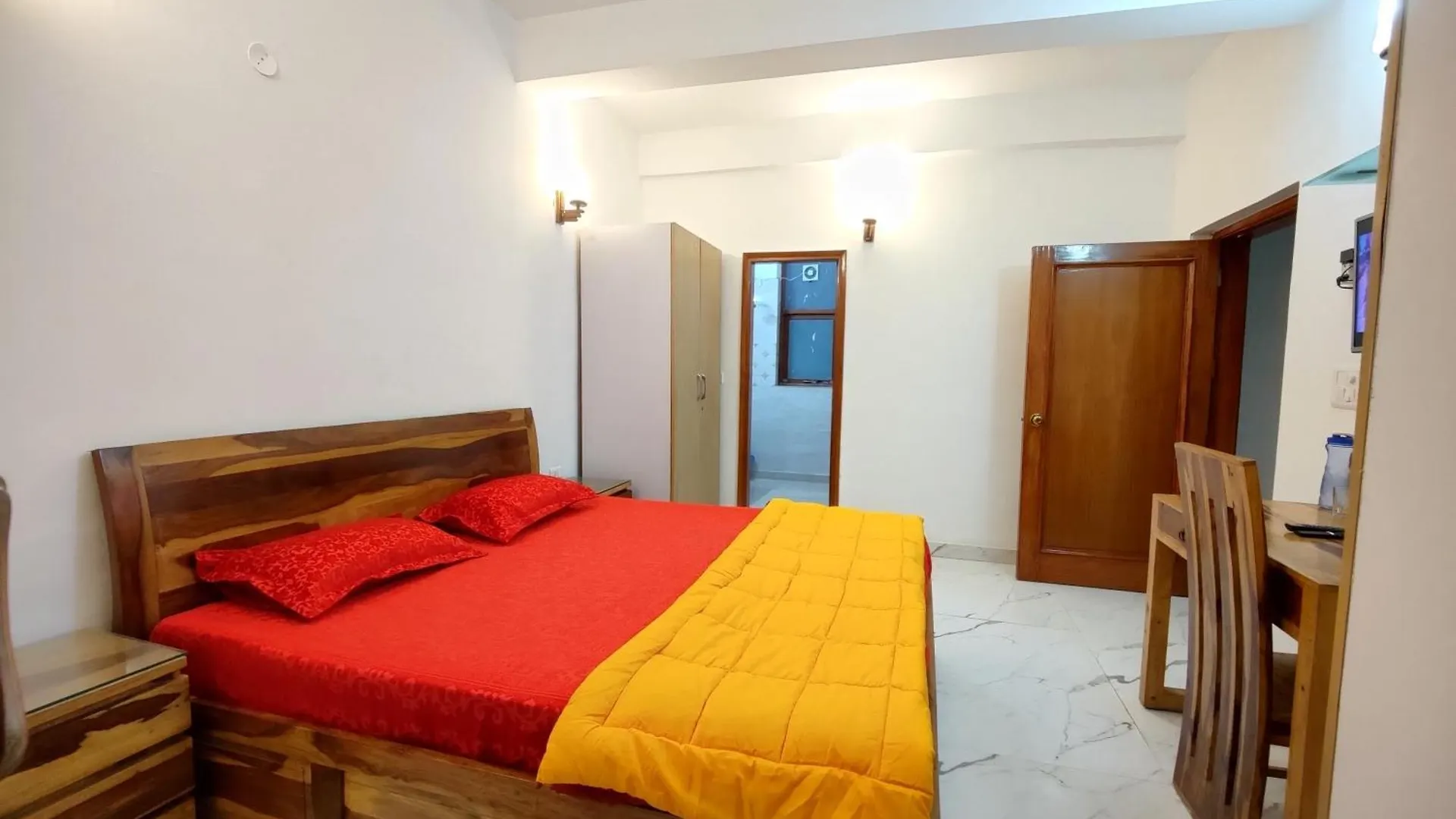 Bed and Breakfast Chhibber 117 Gurgáon Bed & Breakfast